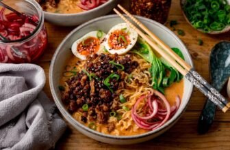 Curry Ramen with Spicy Pork