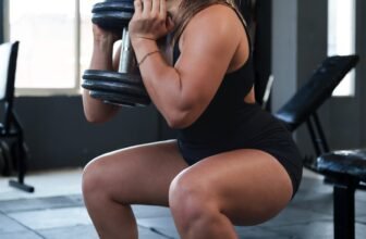 Do Squats: Newbie-Pleasant Variations to Construct Decrease Physique Power
